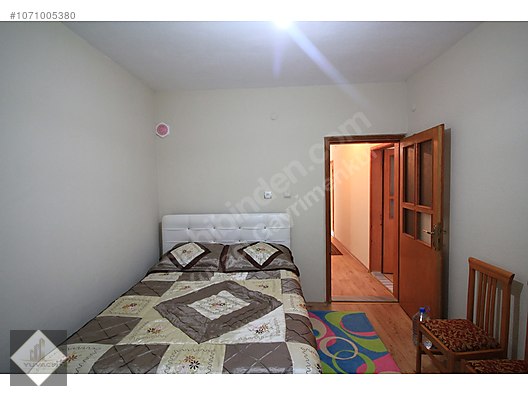 Emlak Ofisinden Kiralık Daire